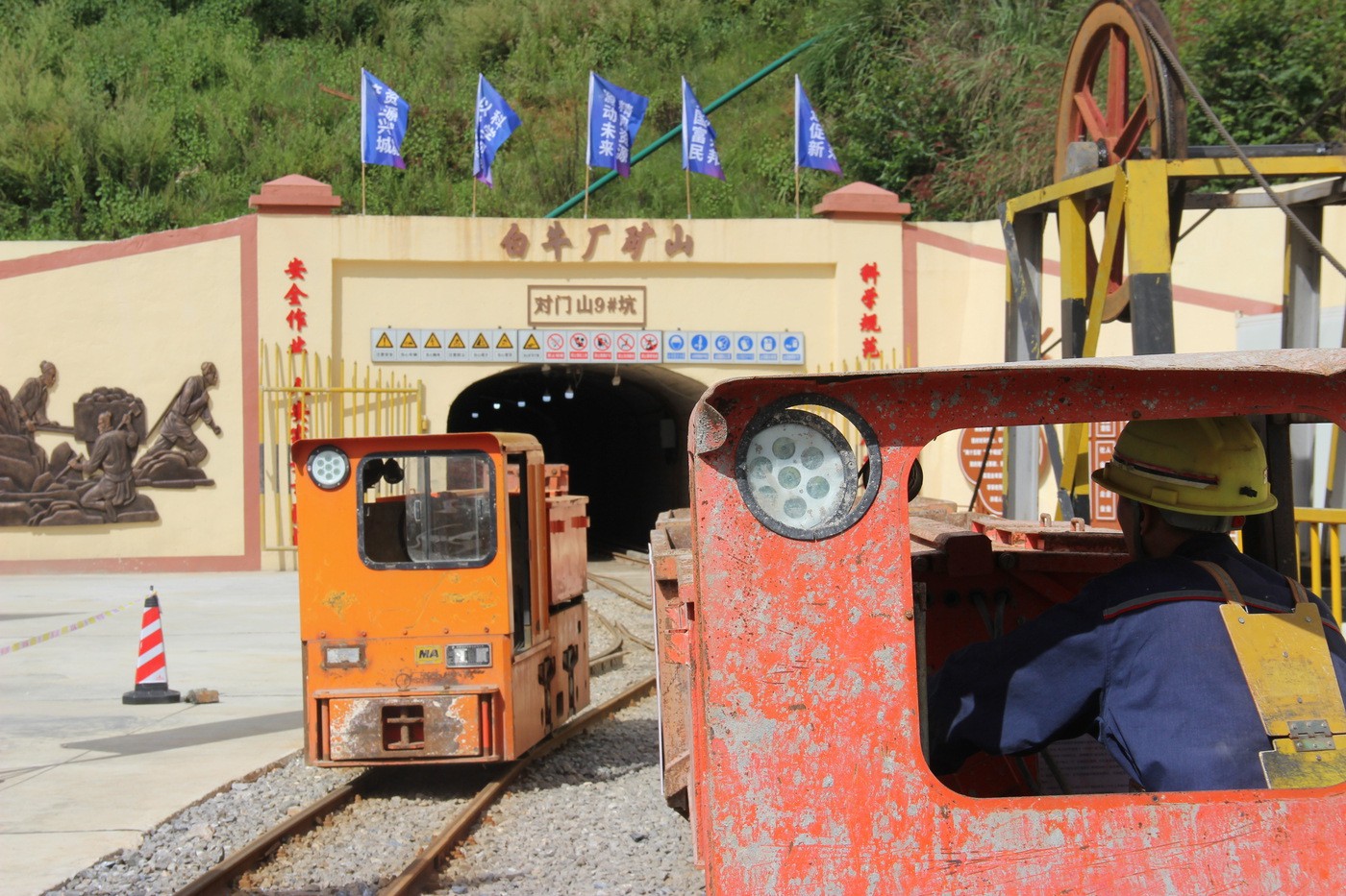 1758786193575057014.jpg 蒙自2.jpg